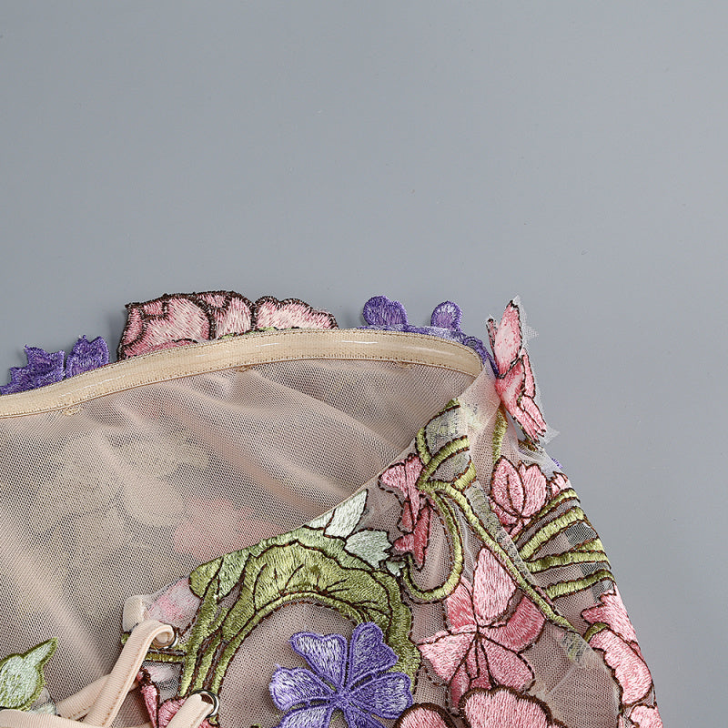  Close-up detail 4 of Floral Strapless Midi Dress