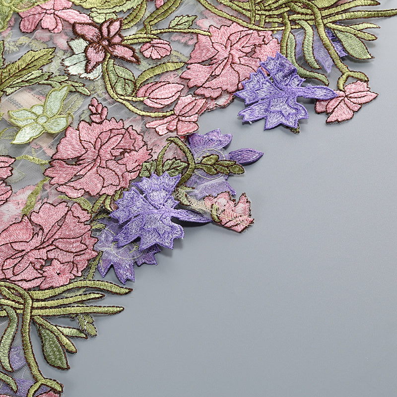  Close-up detail 6 of Floral Strapless Midi Dress