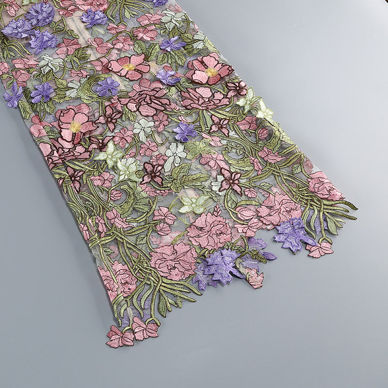  Close-up detail 7 of Floral Strapless Midi Dress